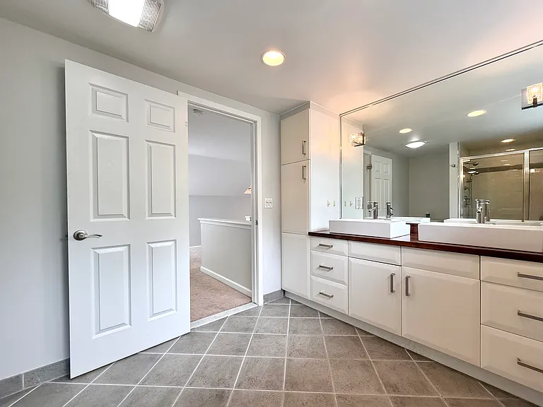 799 Emmons Ave — Photo 19