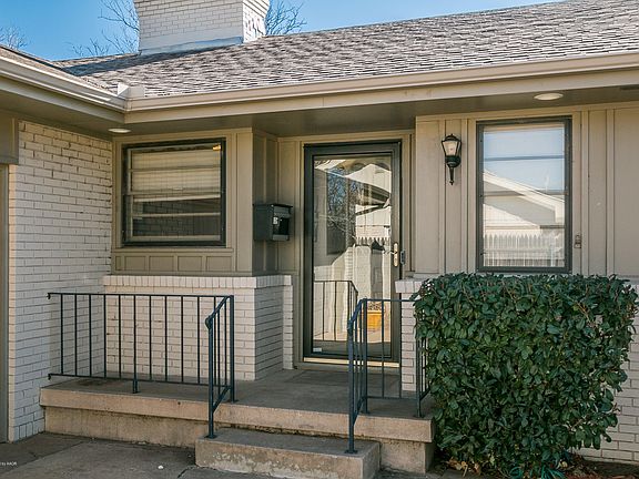 3rd image of 4005 Tucson Dr