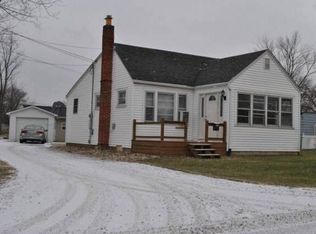 207 Hilton Ave, Defiance, OH 43512