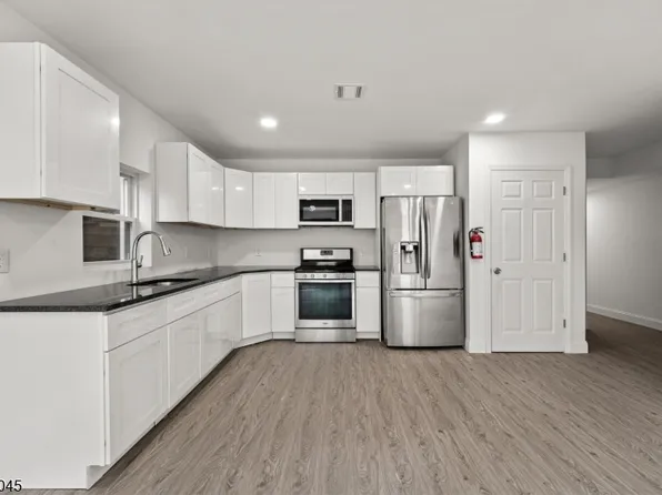 113 Marshall St, Paterson, NJ 07501