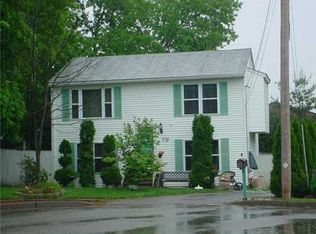 79 Carrs Ln, Warwick, RI 02886