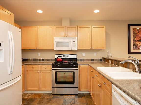 5th image of 1000 Cabin Creek Ln SW APT B305