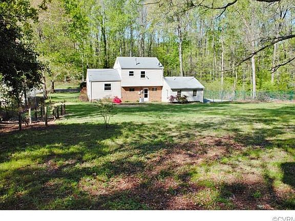 4th image of 9506 Wyndhurst Dr