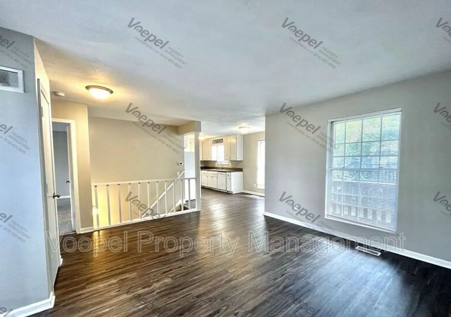 Available Now! 2 Bed 2 Bath Apartment! $995.00 — Photo 3