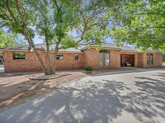 3rd image of 5467 Juniper Ct