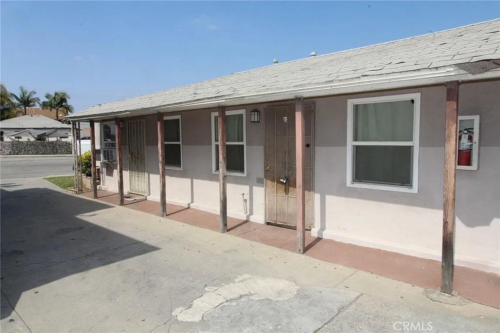 Studio, 500 sqft, $1,480 — Photo 2