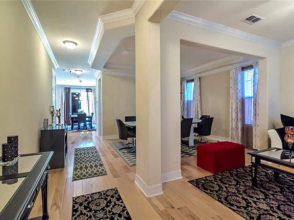 2nd image of 5048 Longmeadow Park St