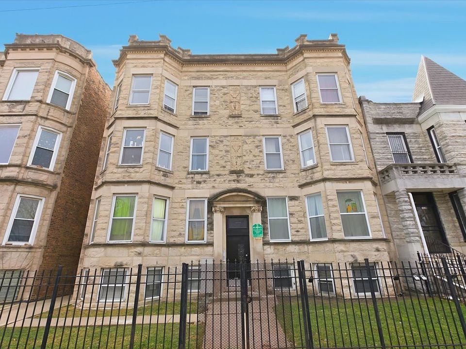 1st image of 3133 W Augusta Blvd #3E
