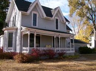404 Broadway St, Eau Claire, WI 54703