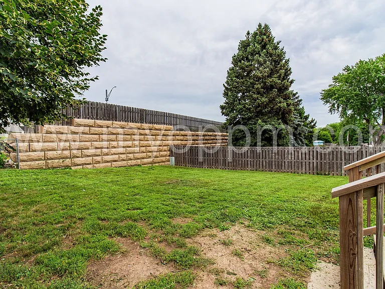 13616 Emiline Cir — Photo 20