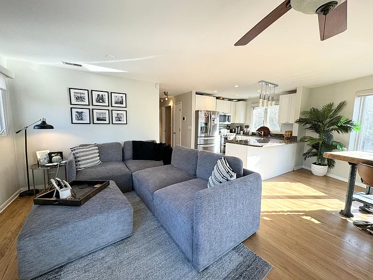 875 N Milwaukee Ave #1S — Photo 7
