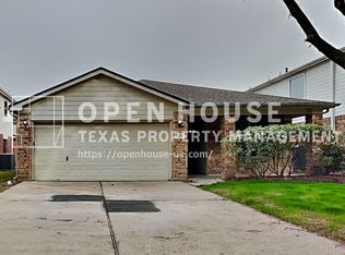 10414 Falling River Dr, Houston, TX 77095