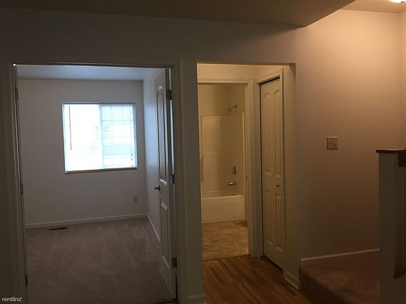 Main floor bedroom - bath