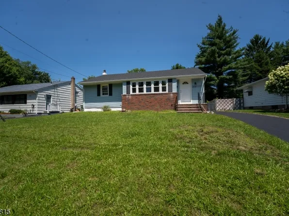 219 Haroldson Pl, Pompton Lakes Boro, NJ 07442