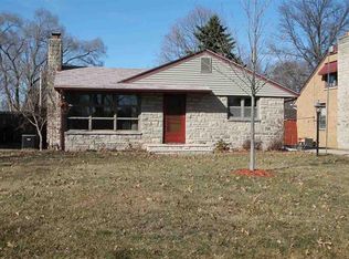 202 Sycamore Ln, Machesney Park, IL