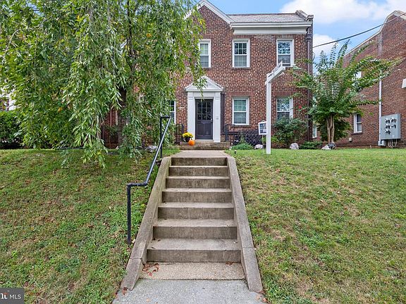 3rd image of 2228 40th St NW APT 1
