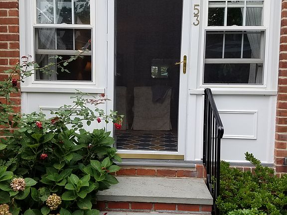 Charming patio entrance 