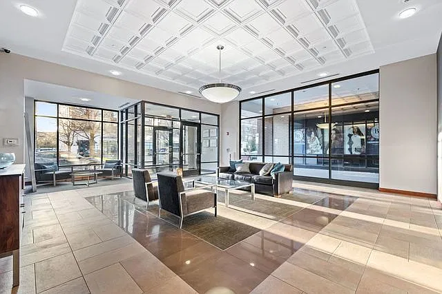850 Village Center Dr — Photo 2