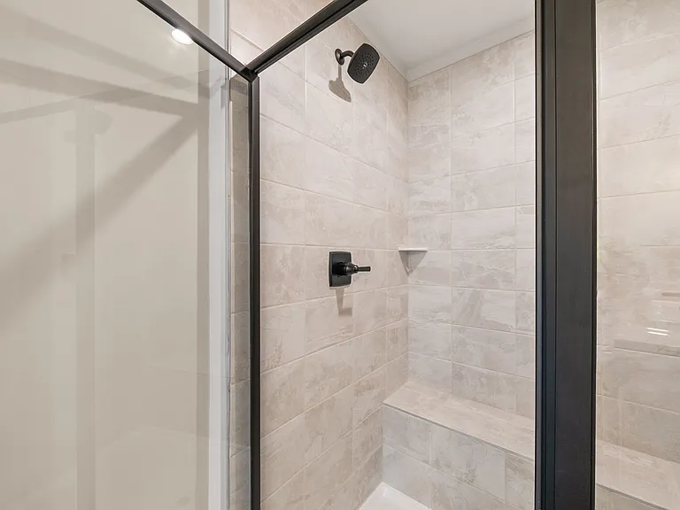 1000 Mountain View Dr — Photo 23
