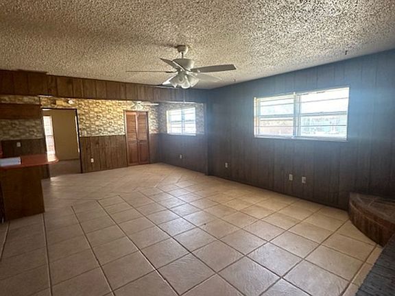 5th image of 1481 Hope St