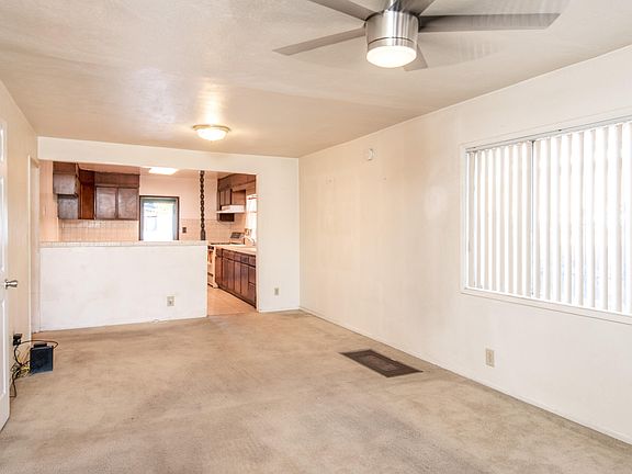5th image of 4645 Orange St