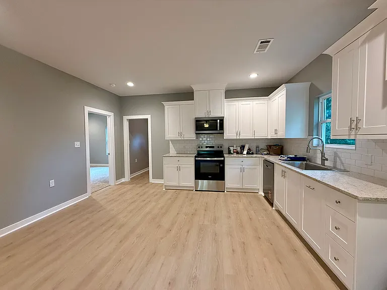 721 S Richards — Photo 3