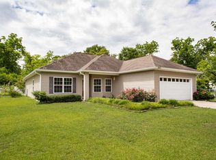 3471 Moore St, Blackshear, GA 31516