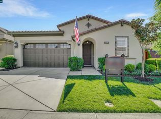 1556 Symphony Cir, Brentwood, CA