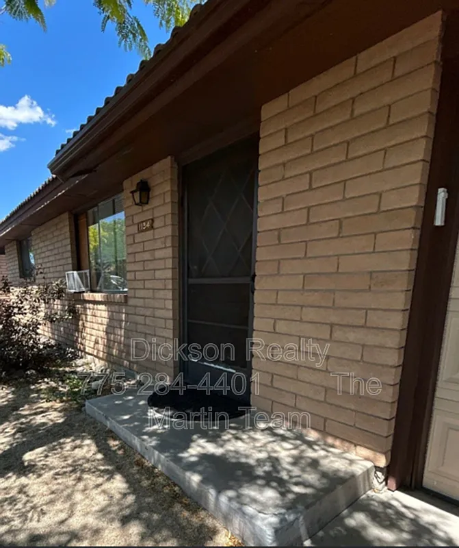 2 bed, 1.0 bath, 720 sqft, $1,550 — Photo 1