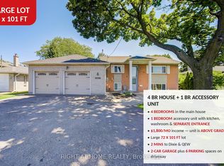 1600 Boxwood Way, Mississauga, ON L5E 2Y1
