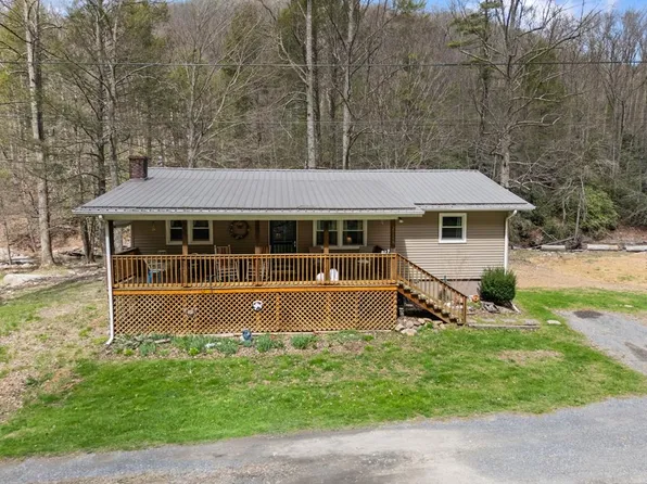 23146 Taylor Valley Rd, Damascus, VA 24236