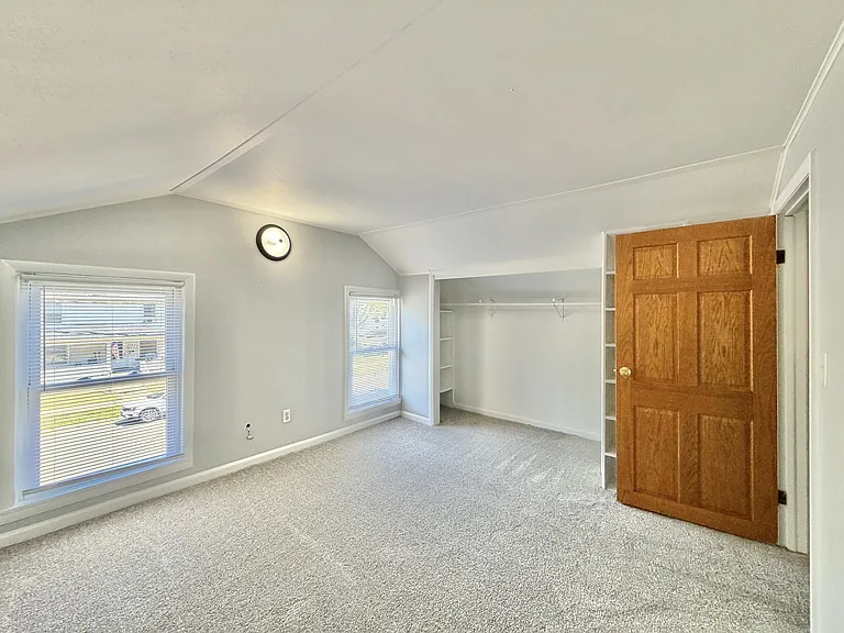 330 Lincoln St #1 — Photo 16