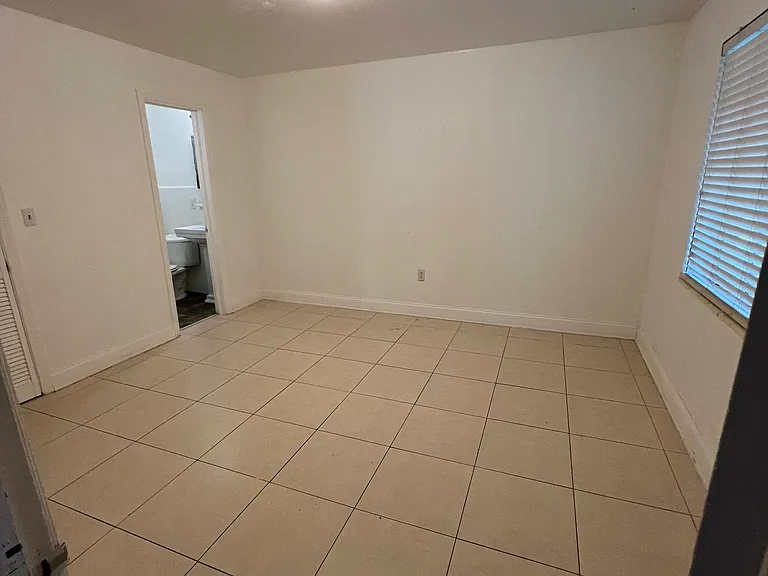 2915 Segovia St #1 — Photo 3