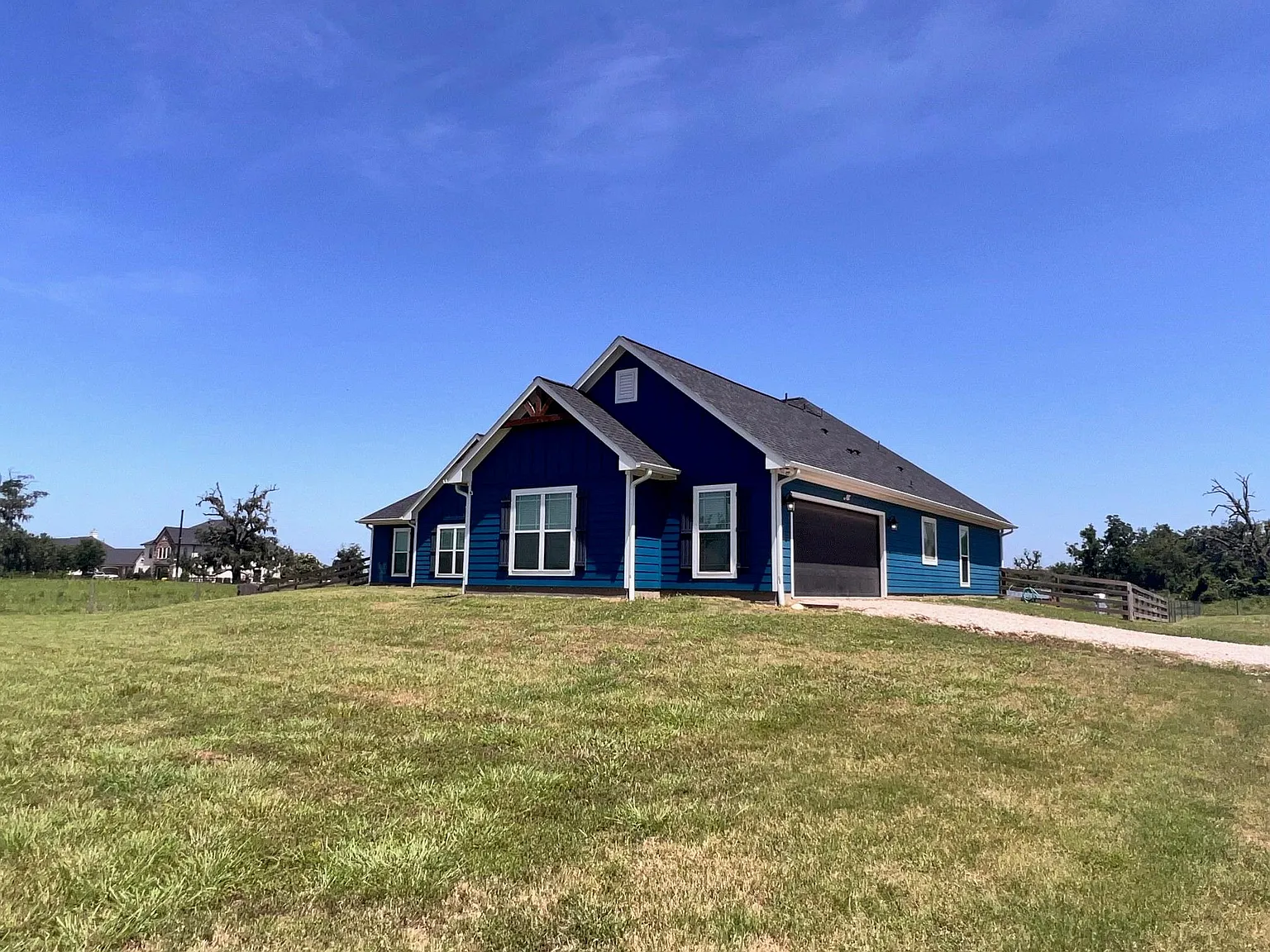 4 bed, 3.5 bath, 2692 sqft, $3,750 — Photo 4
