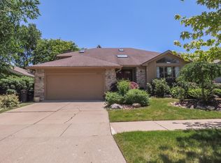 3064 Cedarbrook Rd, Ann Arbor, MI 48105