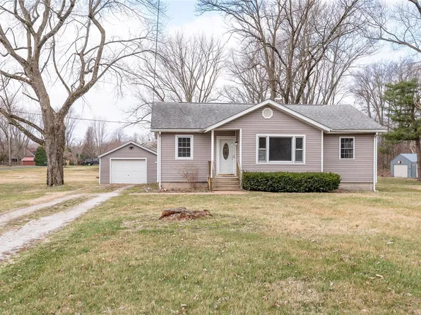 114 Athlone Dr, Caseyville, IL 62232