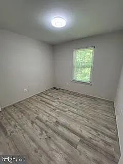 7701 Hiawatha Ln — Photo 11