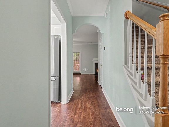 3rd image of 2210 Trailwood Valley Cir