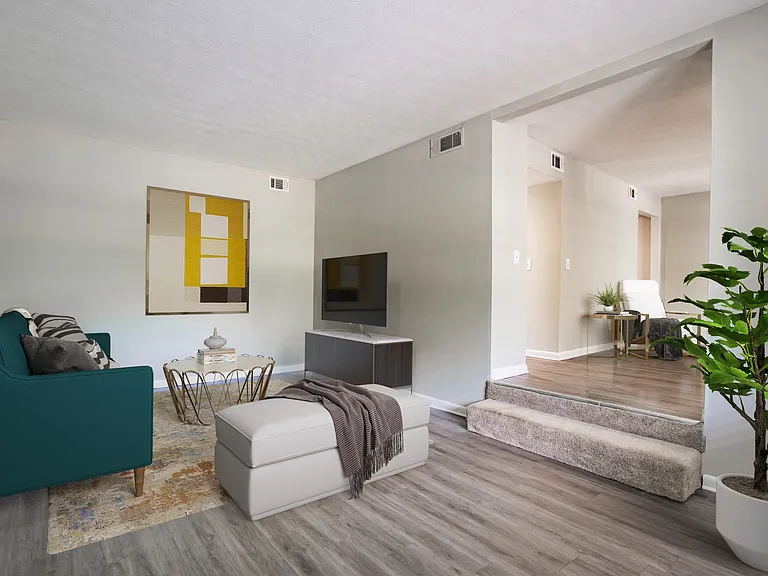 Townsend Apartments — Photo 8