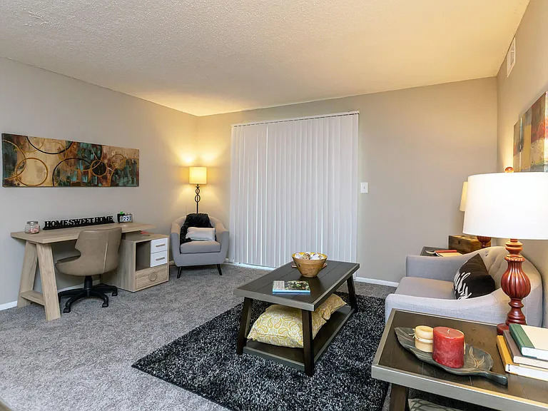 Raintree Apartments — Photo 8