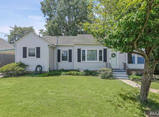 506 W Saint Louis Ave, Pinckneyville, IL 62274