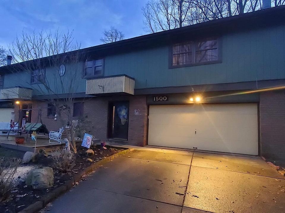 1st image of 1500 & 1504 Gangl Dr