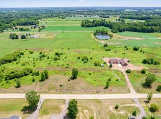 11832 Maplefield Dr, Byron, MI 48418