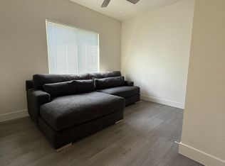949 S Maple Ave, Tempe, AZ 85281