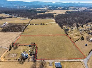 Ferrell Ln, Shenandoah, VA 22849
