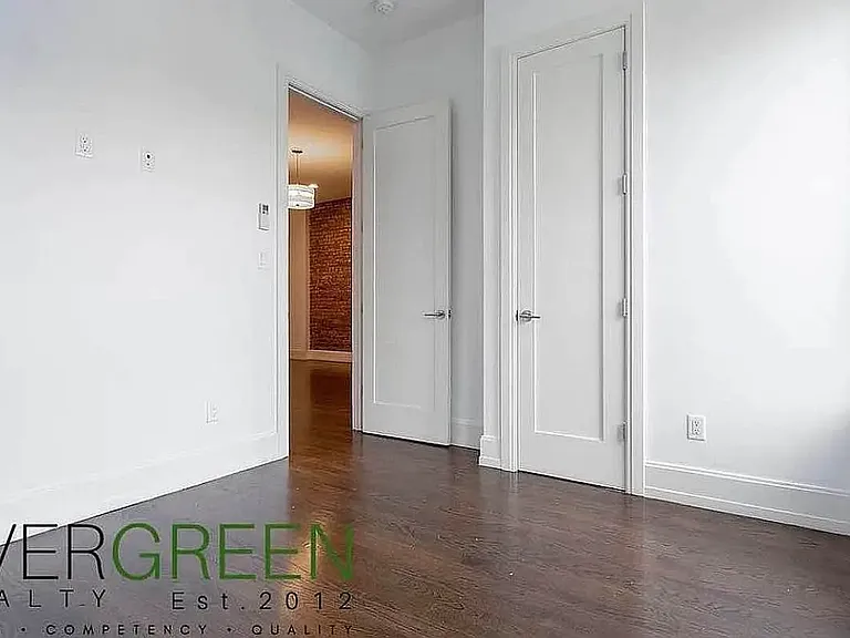 26 Covert St #2F — Photo 6