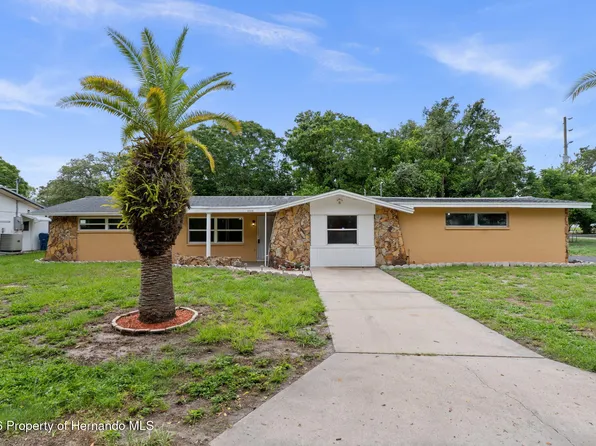 4104 Arrowhead Ave, Spring Hill, FL 34606