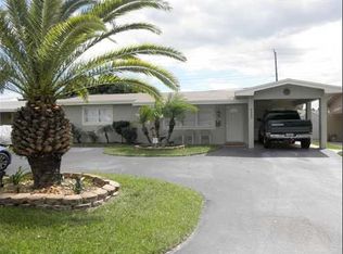 8580 NW 11th St, Pembroke Pines, FL 33024