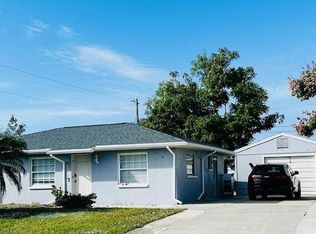 7043 Janette St, Englewood, FL 34224