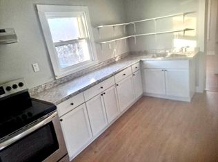 301 S Ottawa St APT 2W, Joliet, IL 60436